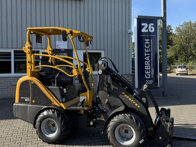 Eurotrac shovels met nieuwe frisse kleuren!