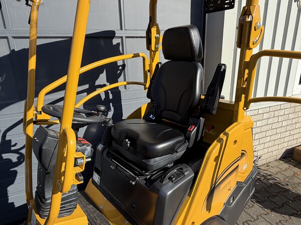 Eurotrac w11 shovel