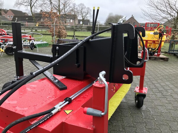 GS veegmachine Ø600 shovel € 2.529,-