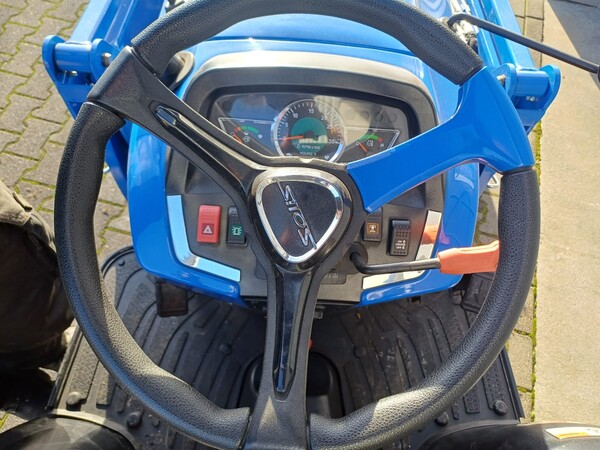 Solis H26 met frontlader €13750 marge