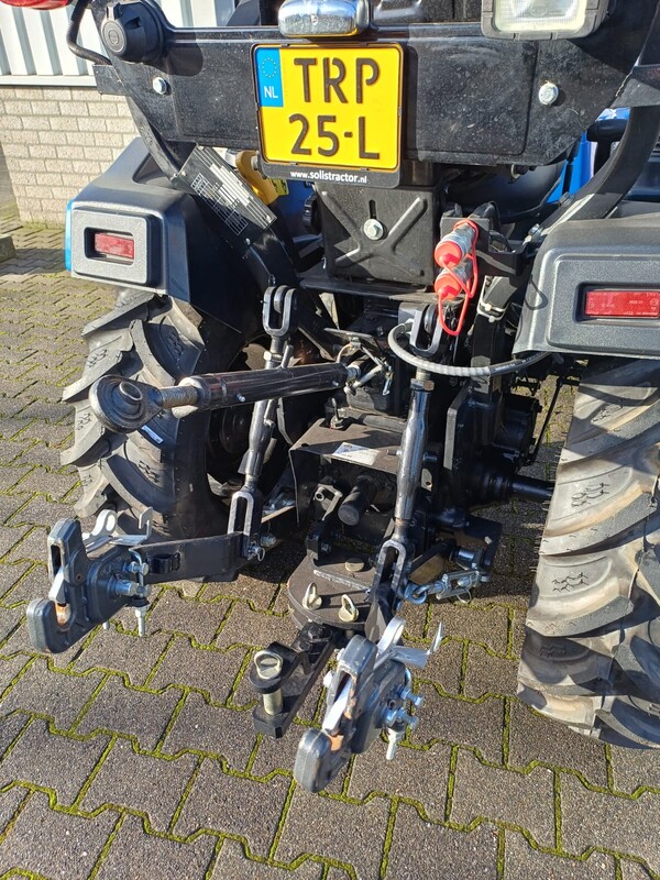 Solis H26 met frontlader €13750 marge