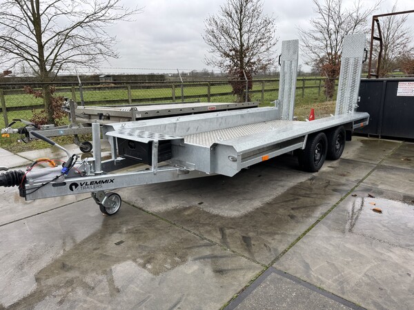 Vlemmix Machinetransporters | €3.400