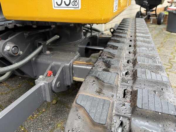 XCMG XE10E minigraver