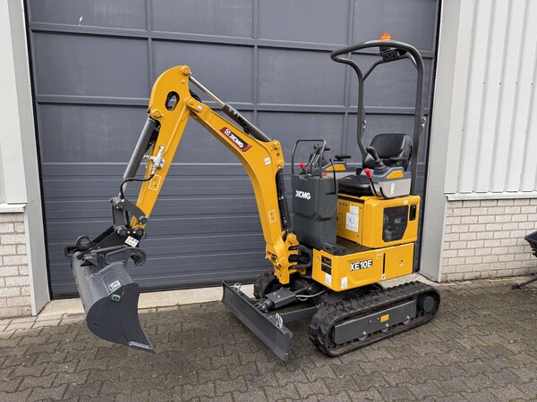 XCMG XE10E minigraver