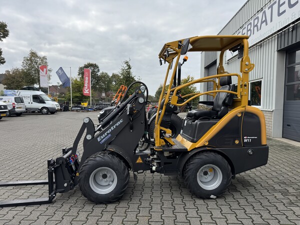 Eurotrac w11 & w12 (mini) shovels