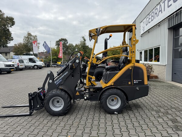 Eurotrac w11 & w12 (mini) shovels