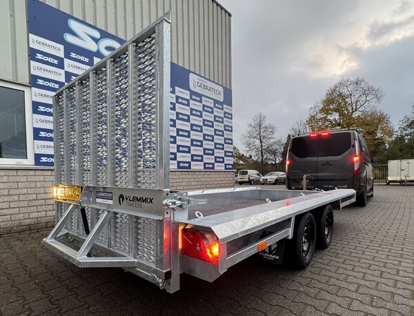 Vlemmix Machinetransporters | €3.400