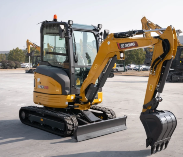 XCMG XE27E PRO | minigraver | 2.7 tonner binnendraaier
