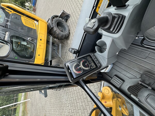 XCMG XE27E | minigraver | 2.8t binnendraaier | € 31.850