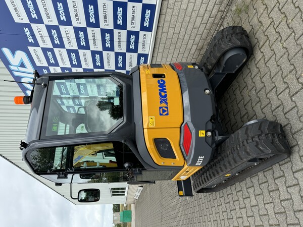 XCMG XE27E | minigraver | 2.8t binnendraaier | € 31.850