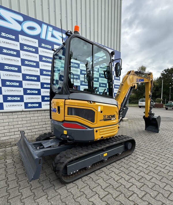 XCMG XE27E | minigraver | 2.8t binnendraaier | € 31.850